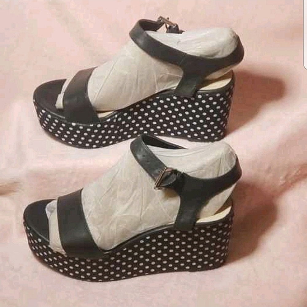 Restricted black leather and white polka dotted cloth wedge platform sandal